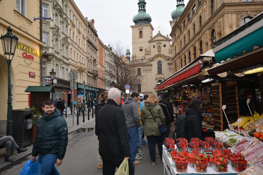 Historic Centre Apartments VI Prague Luaran gambar